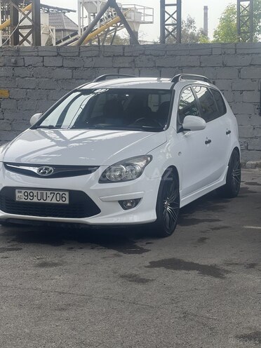 Hyundai i30 2010, 206,000 km - 1.4 л - Bakı