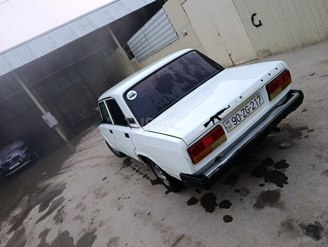 LADA (VAZ) 2107 2001, 67,846 km - 1.6 l - Quba