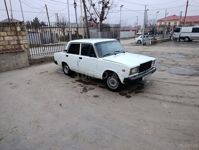 LADA (VAZ) 2107 2001, 67,846 km - 1.6 l - Quba