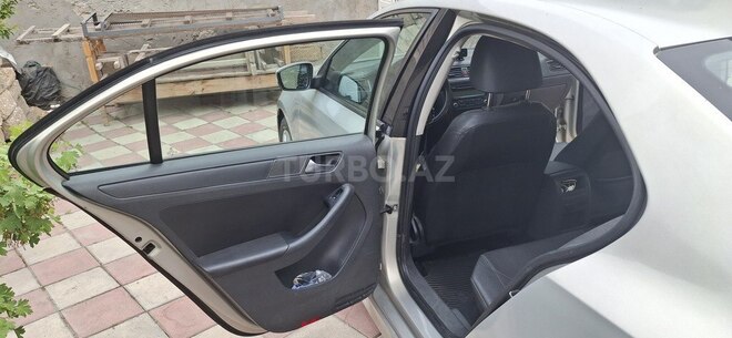 Volkswagen Jetta 2011, 217,208 km - 2.5 l - Bakı