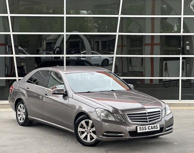 Mercedes E 220 2013, 246,000 km - 2.2 l - Bakı