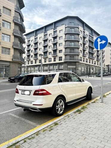 Mercedes ML 350 4MATIC 2012, 201,000 km - 3.5 л - Bakı