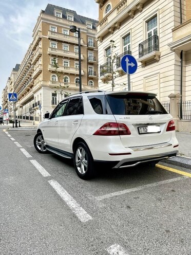 Mercedes ML 350 4MATIC 2012, 201,000 km - 3.5 л - Bakı