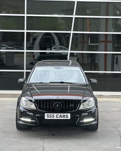 Mercedes C 250 2013, 208,000 km - 1.8 л - Bakı