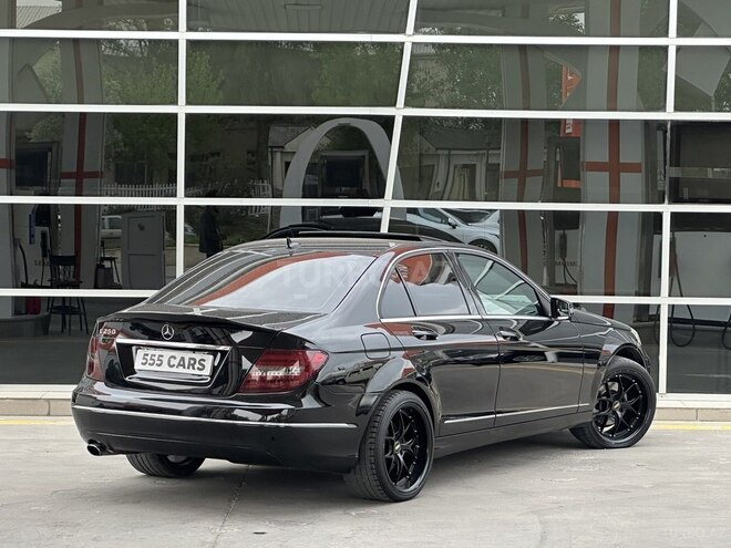 Mercedes C 250 2013, 208,000 km - 1.8 л - Bakı