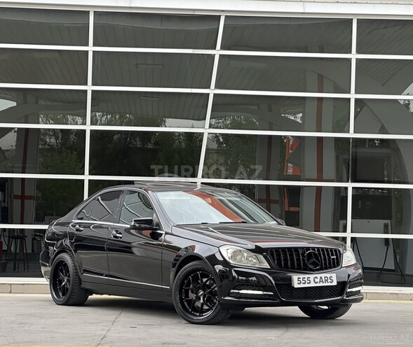 Mercedes C 250 2013, 208,000 km - 1.8 л - Bakı