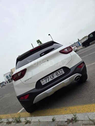 Kia Stonic 2023, 10,000 km - 1.4 l - Bakı