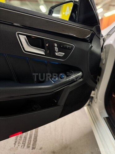 Mercedes E 220 d 2013, 175,000 km - 2.2 l - Gəncə
