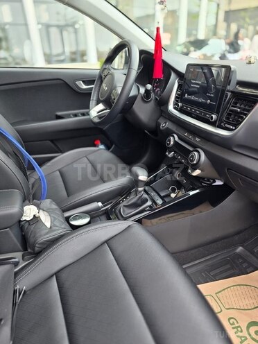 Kia Stonic 2023, 10,000 km - 1.4 l - Bakı