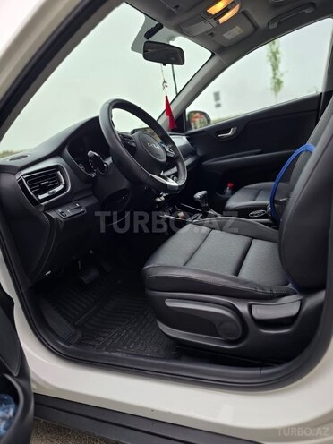 Kia Stonic 2023, 10,000 km - 1.4 l - Bakı