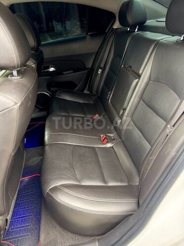 Chevrolet Cruze 2015, 288,000 km - 1.4 l - Gəncə