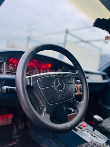 Mercedes 190 1991, 29,638 km - 2.0 л - Bakı