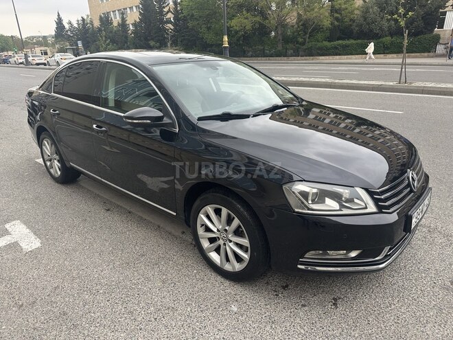 Volkswagen Passat 2011, 176,000 km - 1.8 l - Bakı