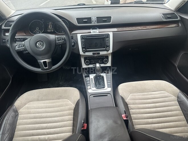 Volkswagen Passat 2011, 176,000 km - 1.8 l - Bakı