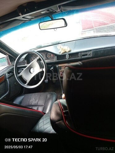 Mercedes E 220 1987, 402,000 km - 2.2 l - Gəncə