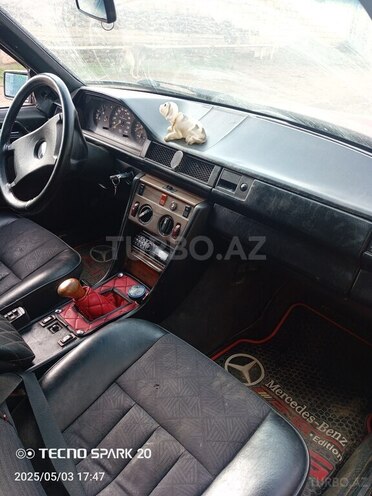 Mercedes E 220 1987, 402,000 km - 2.2 l - Gəncə