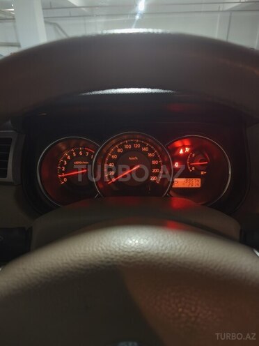 Nissan Tiida 2007, 199,574 km - 1.8 л - Bakı