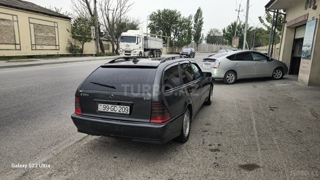 Mercedes C 220 d 2000, 695,000 km - 2.2 l - Bakı
