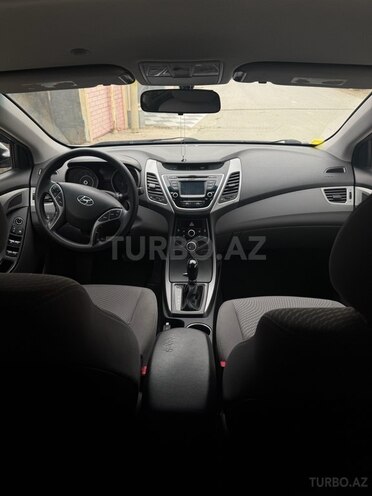 Hyundai Elantra 2015, 166,613 km - 1.8 l - Bakı
