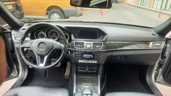 Mercedes E 200 d 2014, 220,000 km - 2.2 l - Bakı