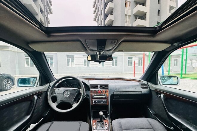 Mercedes C 220 d 1996, 289,312 km - 2.2 l - Bakı