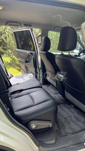 Toyota Land Cruiser Prado 2011, 196,500 km - 2.7 l - Bakı