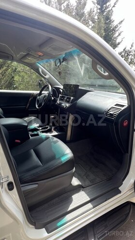 Toyota Land Cruiser Prado 2011, 196,500 km - 2.7 l - Bakı