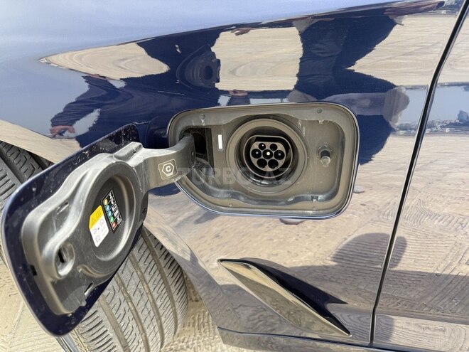 BMW 530e 2022, 87,000 km - 2.0 l - Bakı