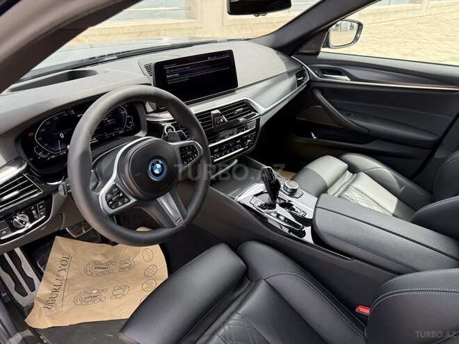 BMW 530e 2022, 87,000 km - 2.0 l - Bakı