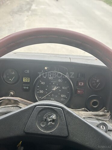 Mercedes 208 D 1982, 400,000 km - 2.5 l - Bakı