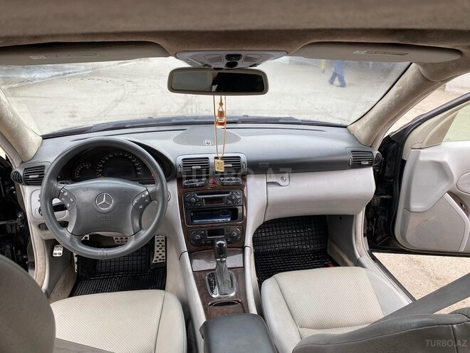 Mercedes C 240 2004, 400,000 km - 2.6 л - Bakı