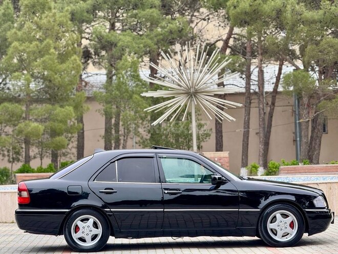 Mercedes C 230 1996, 368,984 km - 2.3 l - Bakı