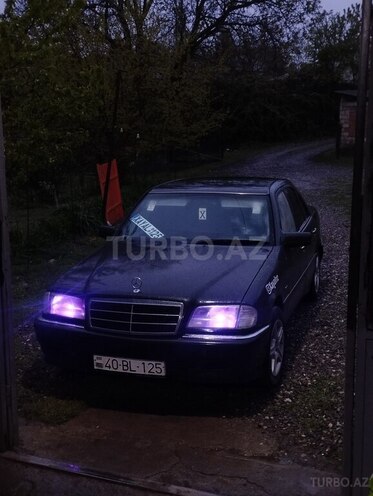 Mercedes C 200 1995, 400,000 km - 2.0 l - Bakı