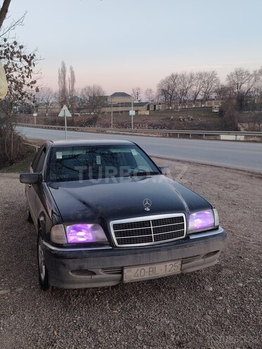 Mercedes C 200 1995, 400,000 km - 2.0 l - Bakı