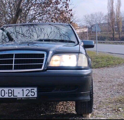 Mercedes C 200 1995, 400,000 km - 2.0 l - Bakı