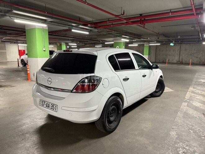 Opel Astra 2009, 380,000 km - 1.4 l - Bakı