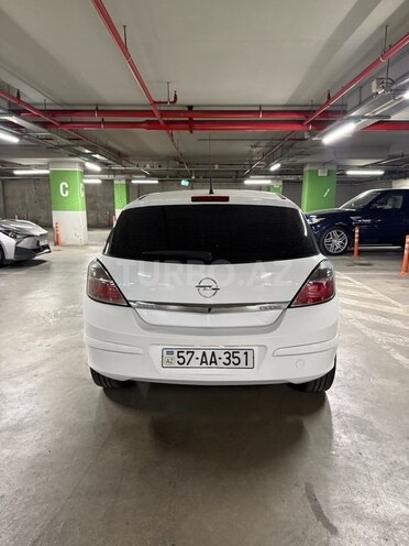 Opel Astra 2009, 380,000 km - 1.4 l - Bakı
