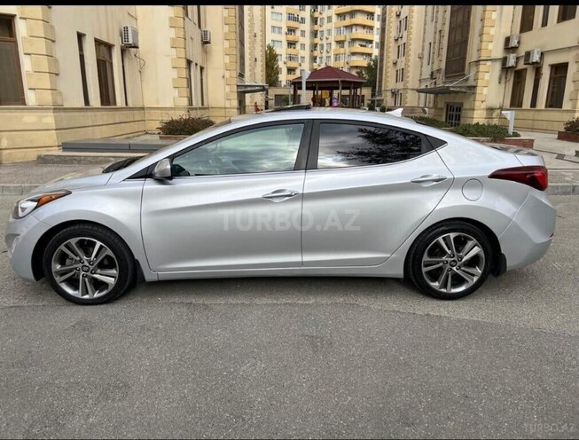 Hyundai Elantra 2015, 68,500 km - 1.8 l - Bakı