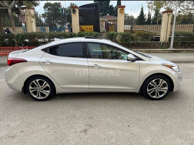 Hyundai Elantra 2015, 68,500 km - 1.8 l - Bakı