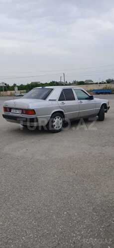 Mercedes 190 1991, 456,789 km - 2.0 л - Salyan