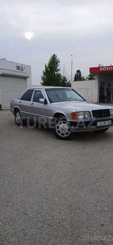 Mercedes 190 1991, 456,789 km - 2.0 л - Salyan