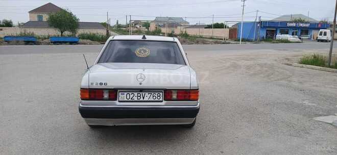 Mercedes 190 1991, 456,789 km - 2.0 л - Salyan