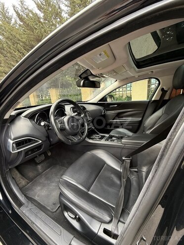 Jaguar XE 2017, 182,000 km - 2.0 l - Bakı