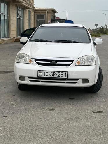 Chevrolet Lacetti-1