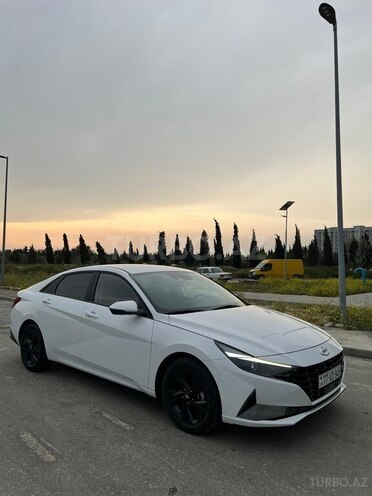 Hyundai Elantra 2022, 26,000 km - 1.6 l - Bakı