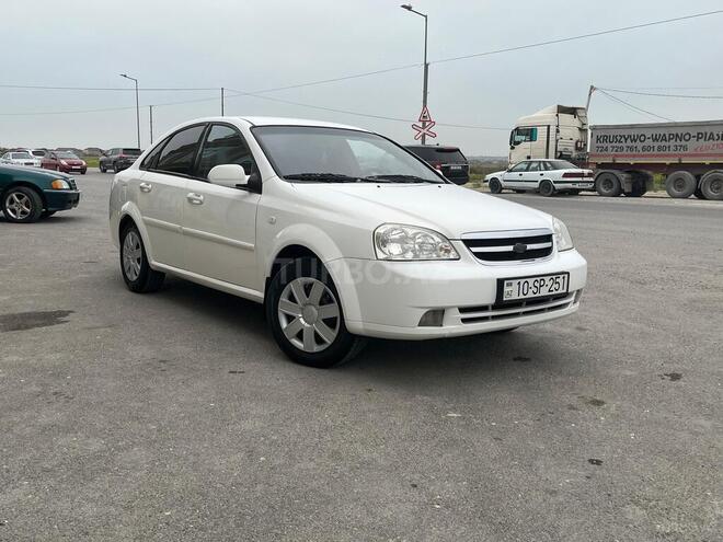 Chevrolet Lacetti-2