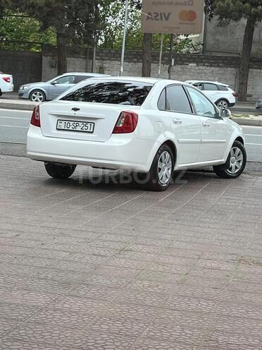 Chevrolet Lacetti-5