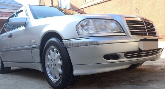 Mercedes C 180 1998, 350,000 km - 1.8 л - Quba