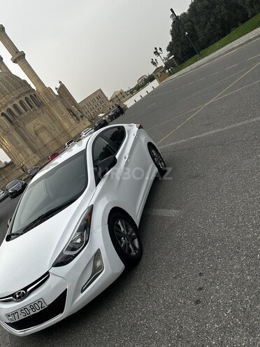 Hyundai Elantra 2015, 150,000 km - 1.8 l - Bakı