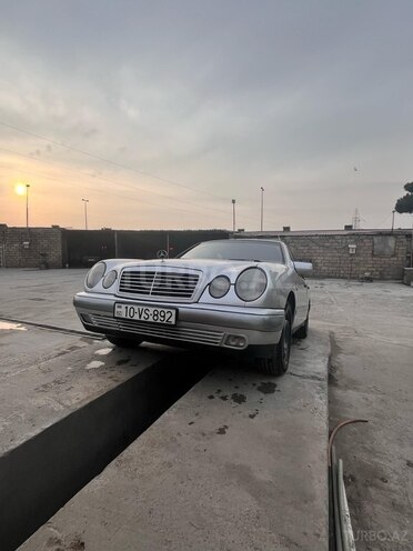 Mercedes E 200 1995, 452,000 km - 2.0 l - Bakı